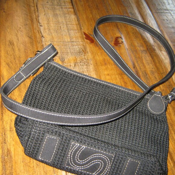 The SAK Crossbody Black Knit Purse. - Picture 3 of 4
